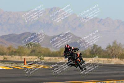 media/Nov-06-2022-SoCal Trackdays (Sun) [[208d2ccc26]]/Turn 14 (930am)/